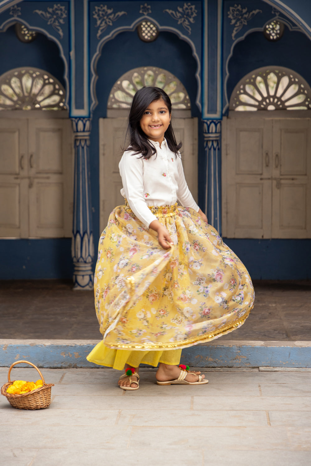 EMBROIDERY SHIRT AND ORGANZA SKIRT