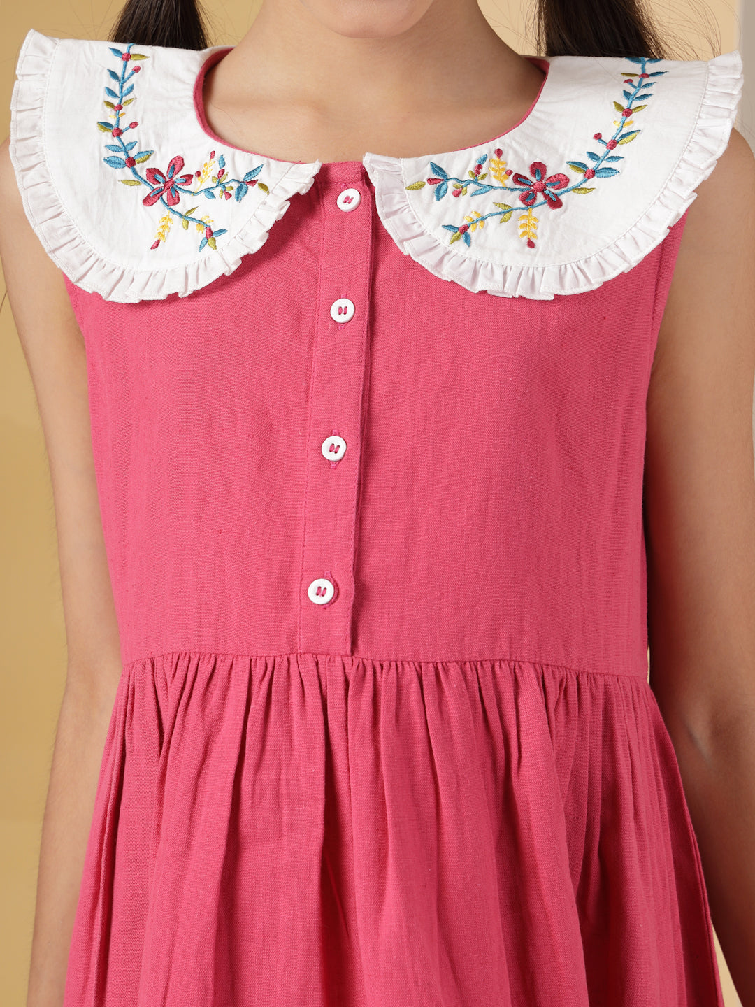 Pink Sleeveless Collar Embroidery Dress