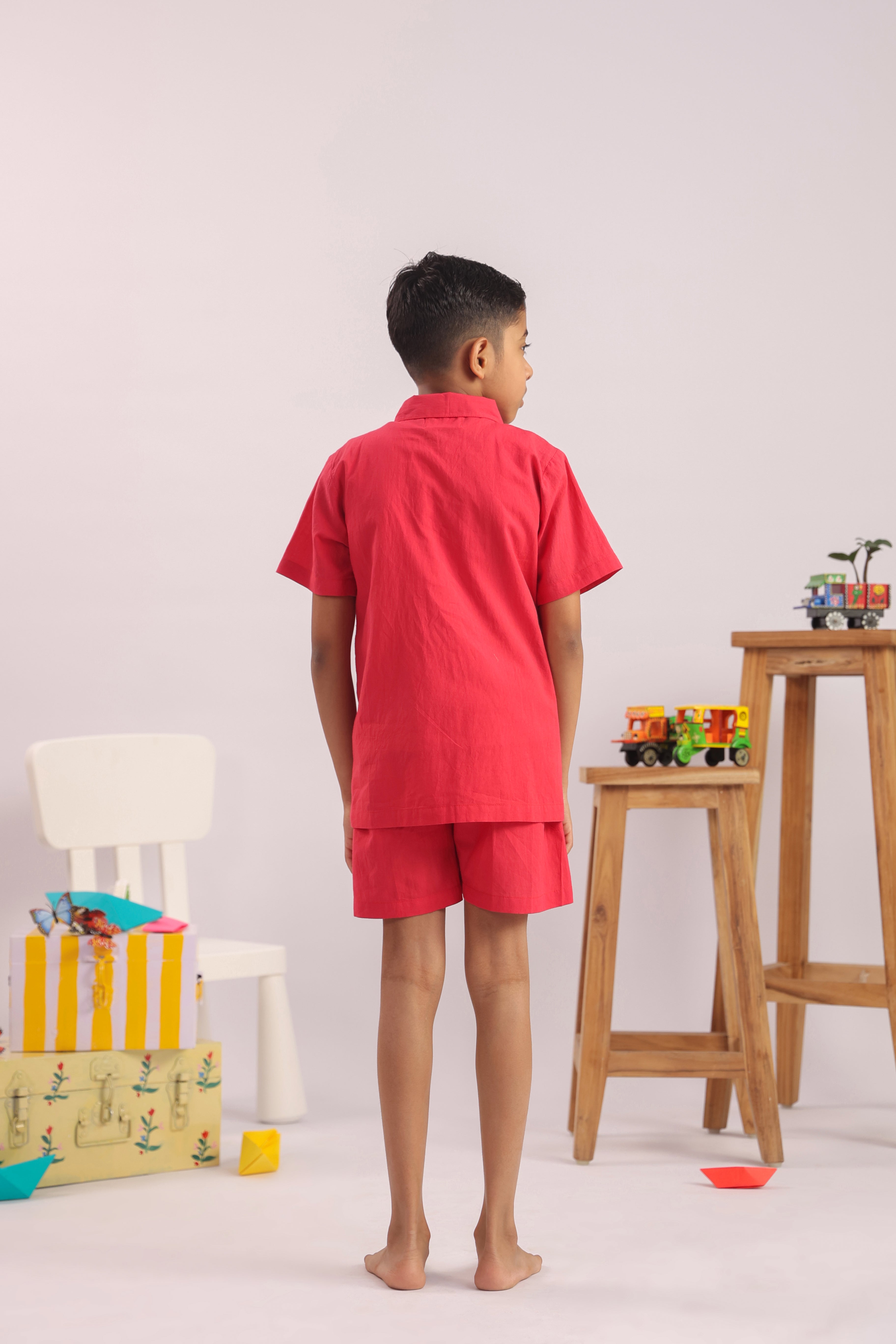 Boys Red Floral Appliqué Cotton Shirt & Shorts Set