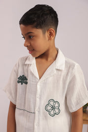 Boys White Floral Embroidered Co-ord Set - Premium Skin-Friendly Kids Wear India - The Little Trunk