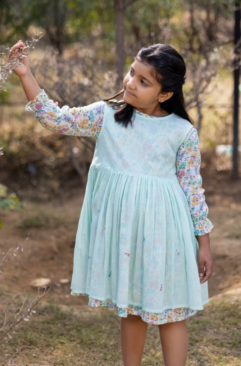 Buy Pink Dresses & Frocks for Girls by AARIKA GIRLS ETHNIC Online | Ajio.com