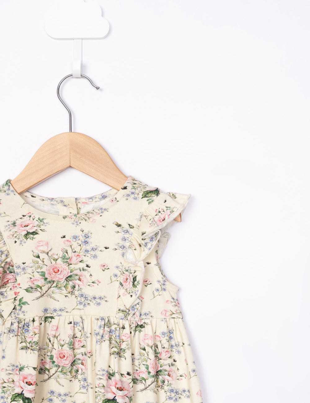 girly clothes