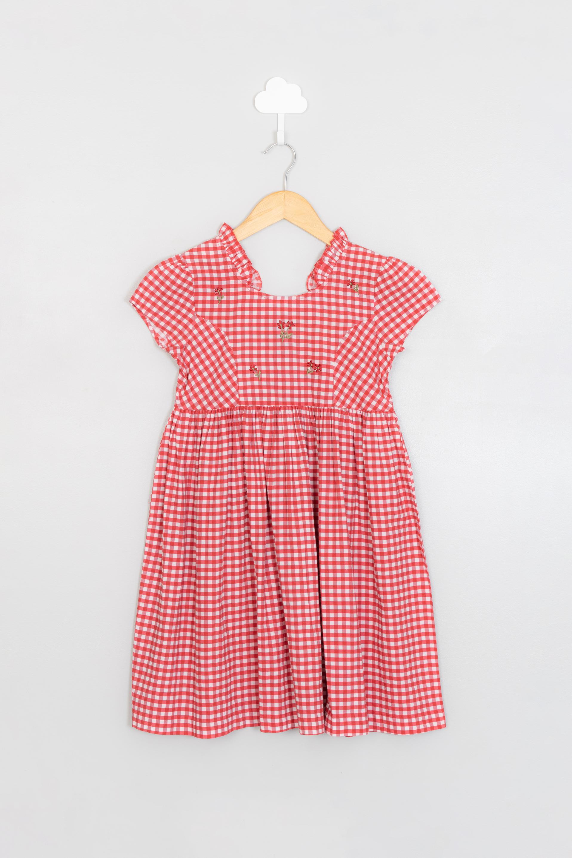girly clothes