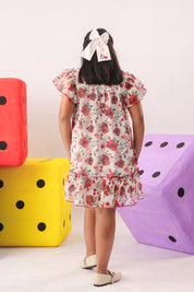 girly clothes